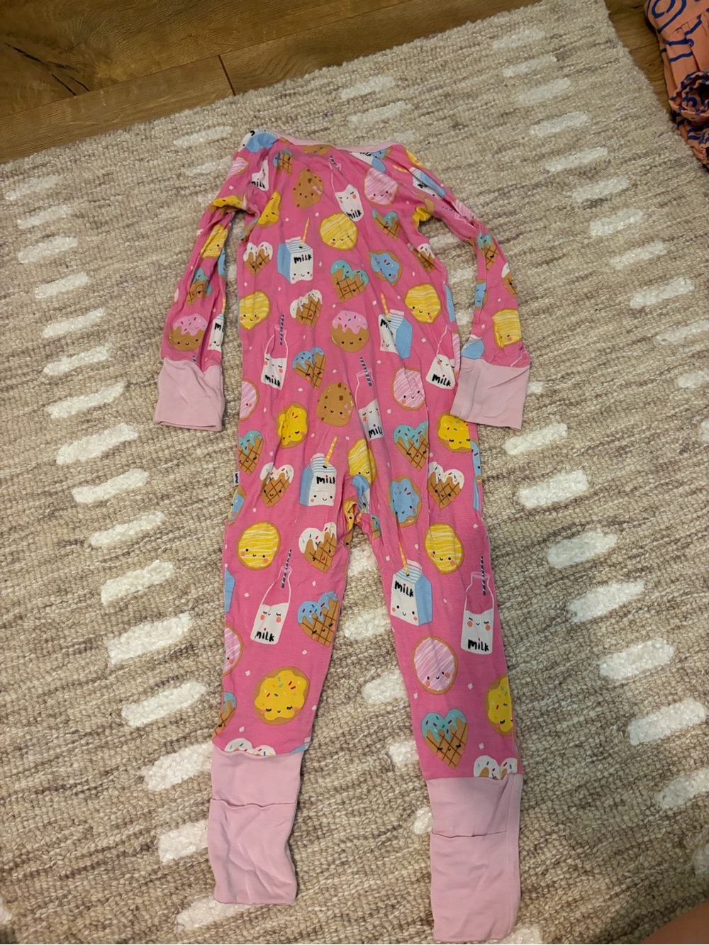 Little Sleepies milk and cookies, 12-18m - Picture 4 of 4